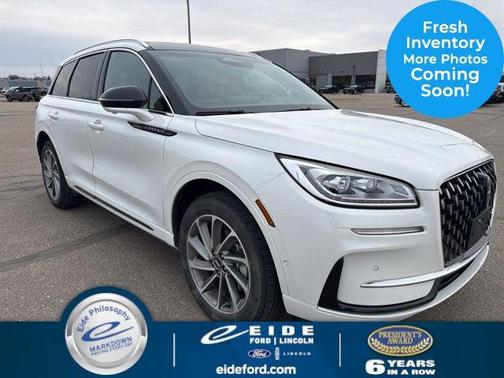 Pristine White Metallic Tri-Coat 2023 Lincoln Corsair Grand Touring