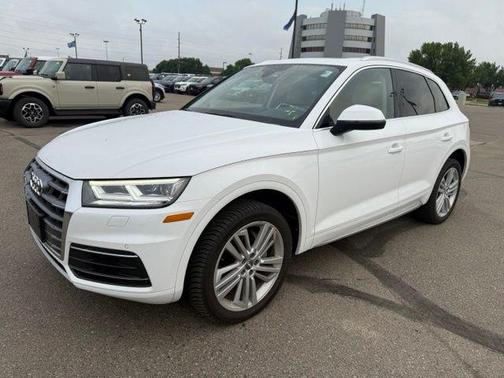 White 2020 Audi Q5 45 Premium Plus