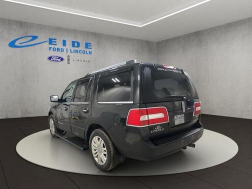 2012 Lincoln Navigator Base