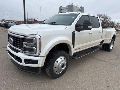 2025 Ford F-450 Platinum