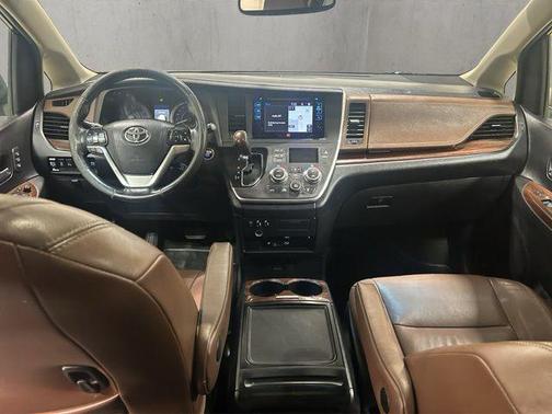 2015 Toyota Sienna Limited Premium