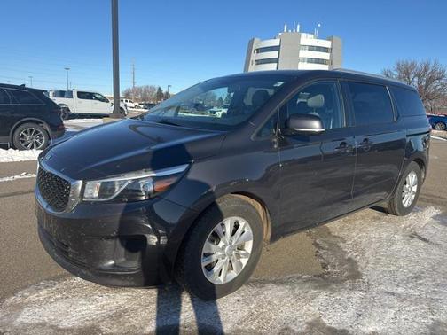 2017 Kia Sedona LX
