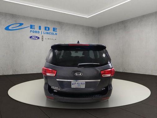 2017 Kia Sedona LX