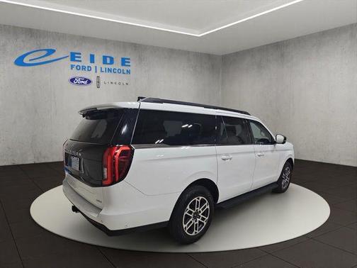 2025 Ford Expedition Max Active 4x4