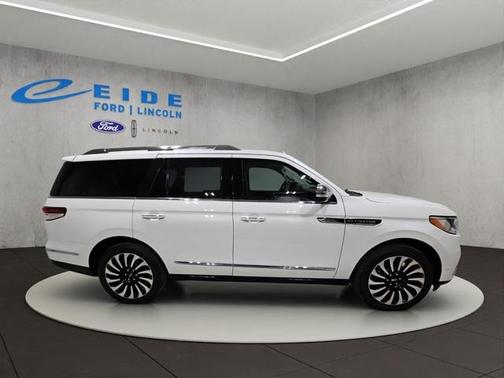 2024 Lincoln Navigator Black Label