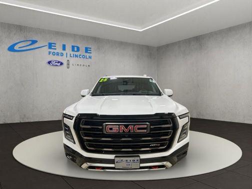 Summit White 2025 GMC Yukon 4WD AT4 Ultimate