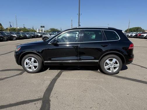 2013 Volkswagen Touareg TDI Lux