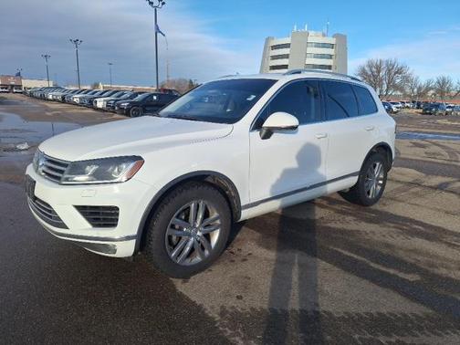 2016 Volkswagen Touareg TDI Lux