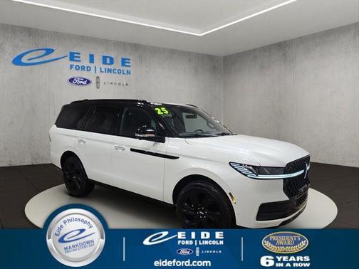2025 Lincoln Navigator Black Label