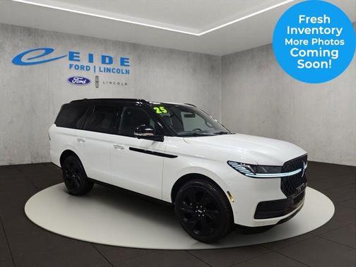 2025 Lincoln Navigator Black Label