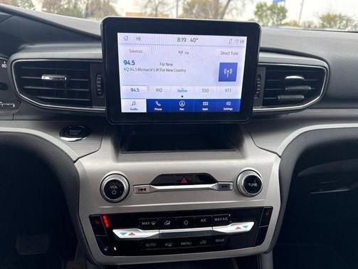 Agate Black Metallic 2022 Ford Explorer XLT