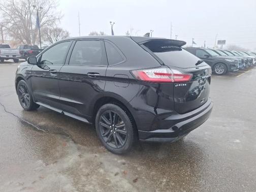 2024 Ford Edge ST Line
