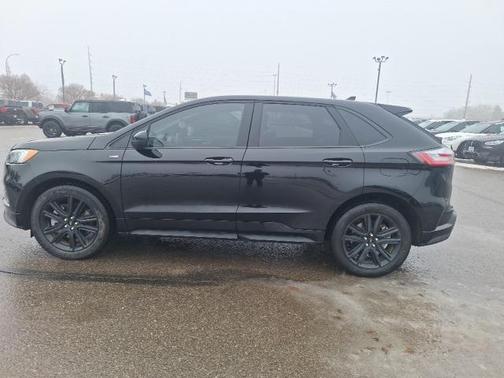 2024 Ford Edge ST Line