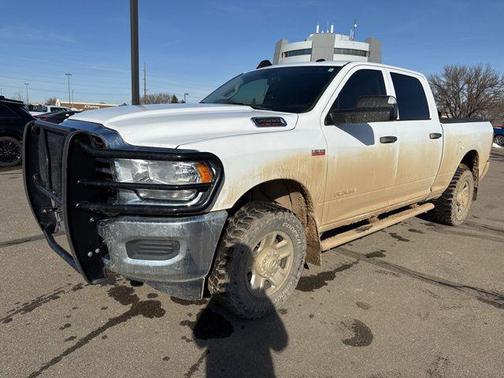 2020 RAM 2500 Tradesman Crew Cab 4x4 6'4' Box