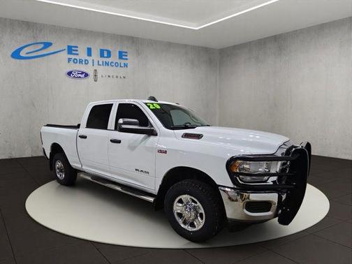 2020 RAM 2500 Tradesman Crew Cab 4x4 6'4' Box