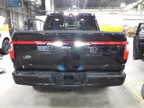 2022 Ford F-150 Lightning LARIAT