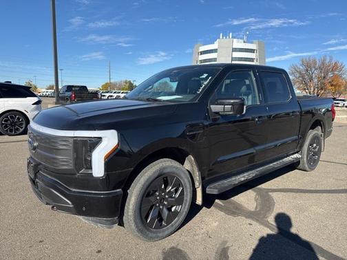 2022 Ford F-150 Lightning LARIAT