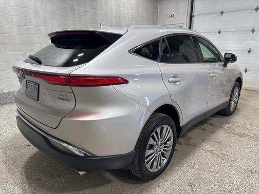 2021 Toyota Venza XLE