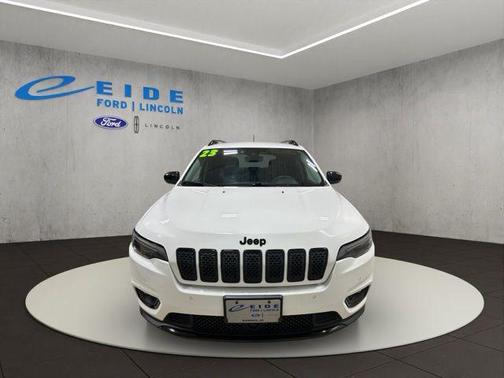 Bright White Clearcoat 2023 Jeep Cherokee Altitude
