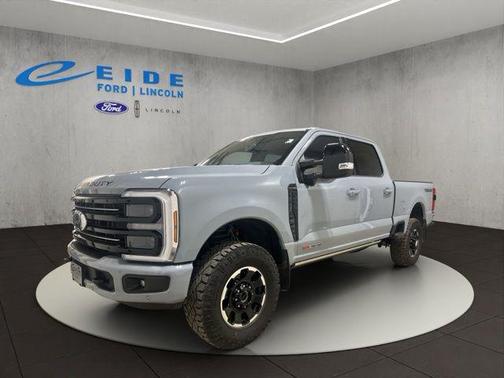 Glacier Gray Met Tri-Coat 2025 Ford F-250 Platinum