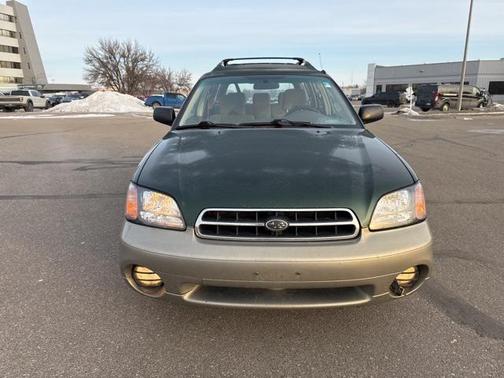 2000 Subaru Outback Base