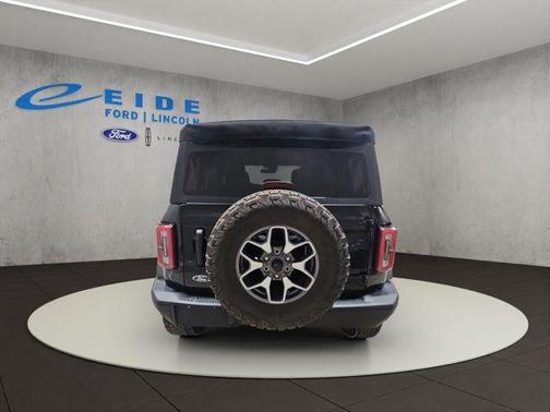 Shadow Black 2022 Ford Bronco Badlands