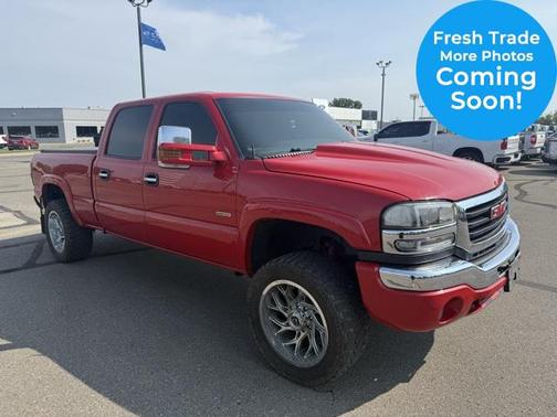 2004 GMC Sierra 2500 SLE H/D Crew Cab