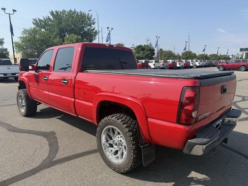 2004 GMC Sierra 2500 SLE H/D Crew Cab