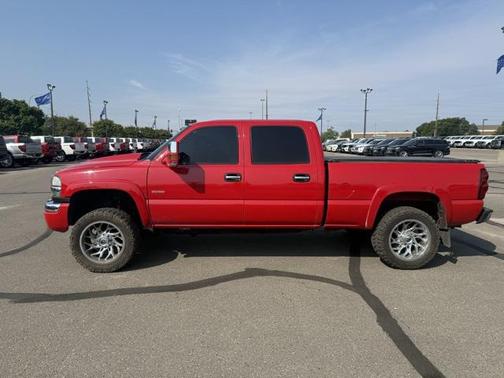 2004 GMC Sierra 2500 SLE H/D Crew Cab