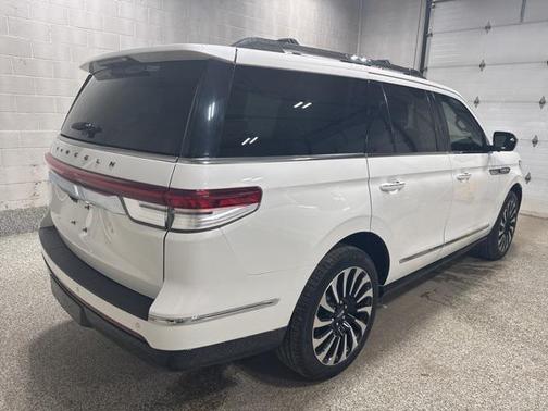 2023 Lincoln Navigator Black Label