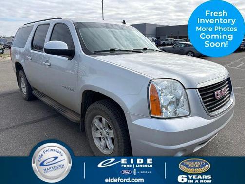 Quicksilver Metallic 2014 GMC Yukon XL 1500 SLE