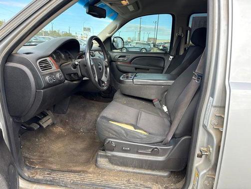 Quicksilver Metallic 2014 GMC Yukon XL 1500 SLE