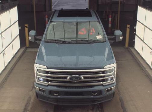 Azure Gray Metallic Tri-Coat 2023 Ford F-250 Limited