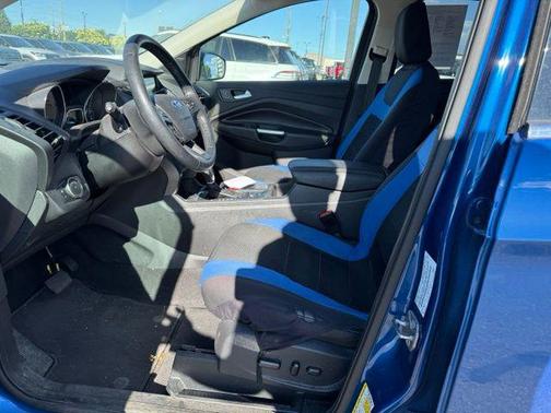 Lightning Blue Metallic 2019 Ford Escape SEL