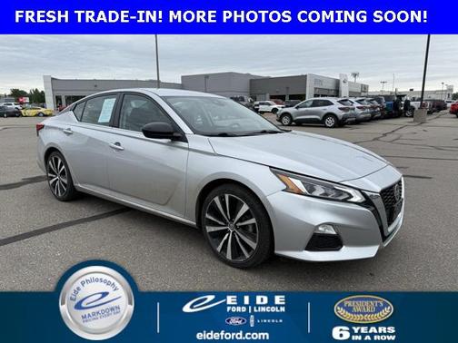 2020 Nissan Altima SR FWD