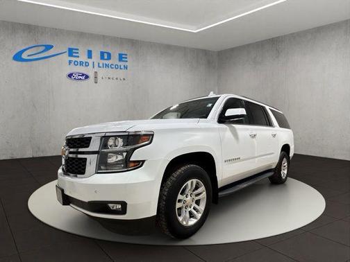 Summit White 2019 Chevrolet Suburban LT