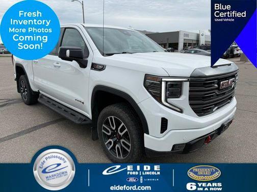Summit White 2023 GMC Sierra 1500 AT4