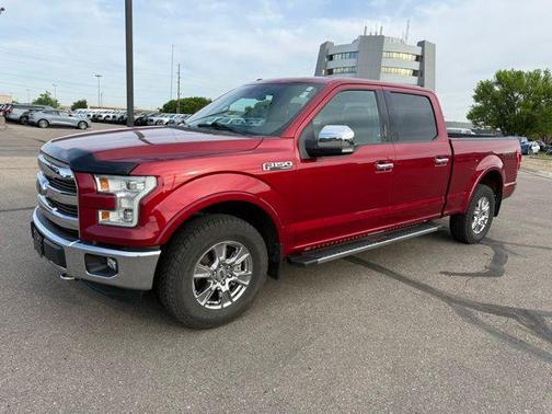 Ruby Red Metallic Tinted Clearcoat 2016 Ford F-150 Lariat