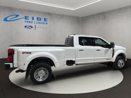 2023 Ford F-450 Platinum