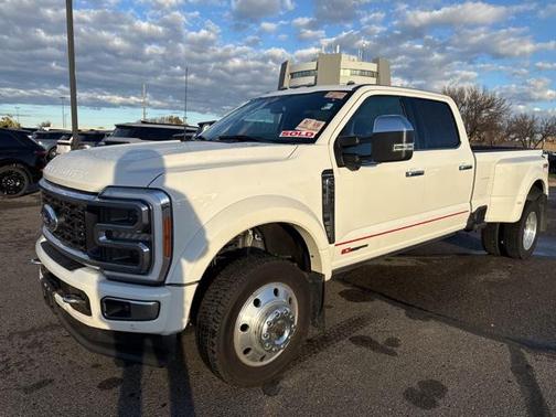 2023 Ford F-450 Platinum