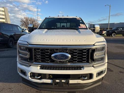 2023 Ford F-450 Platinum