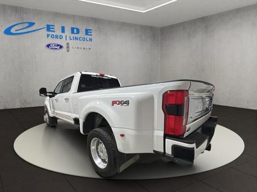 2023 Ford F-450 Platinum