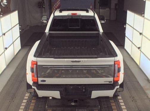2023 Ford F-450 Platinum