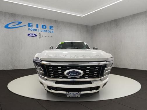 2023 Ford F-450 Platinum