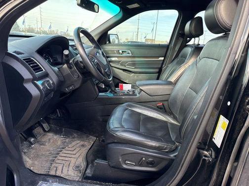 Shadow Black 2016 Ford Explorer Limited