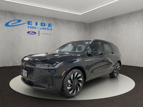 2025 Lincoln Nautilus Reserve