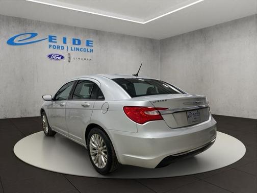 2012 Chrysler 200 LX