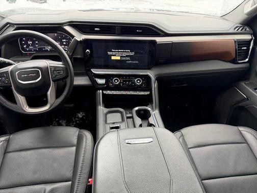 2025 GMC Sierra 2500 Denali