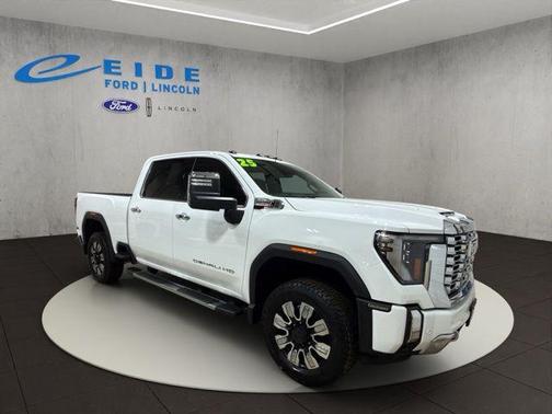 2025 GMC Sierra 2500 Denali