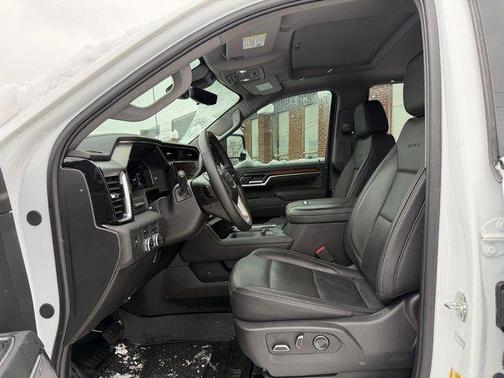 2025 GMC Sierra 2500 Denali